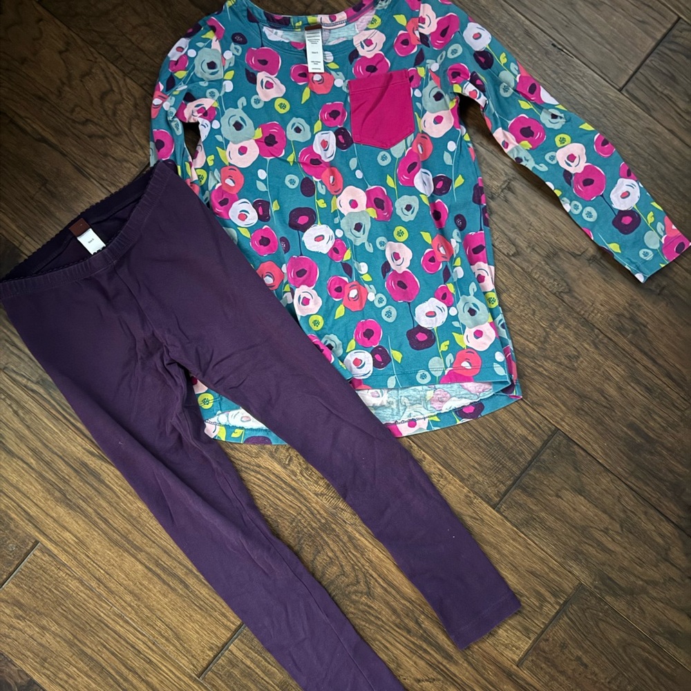 Tea Collection Floral Top and Purple Leggings Set